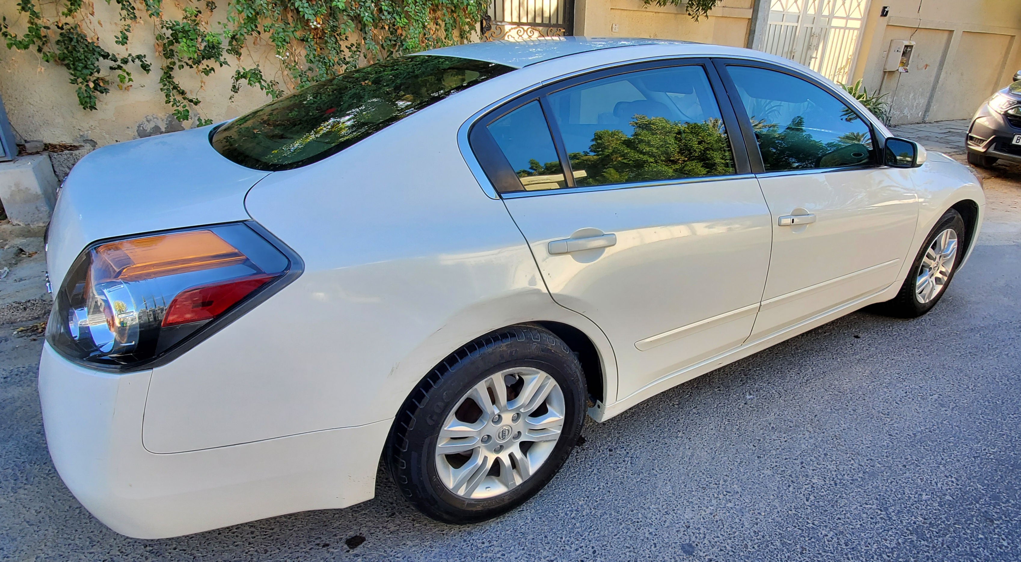 Nissan Altima 2011